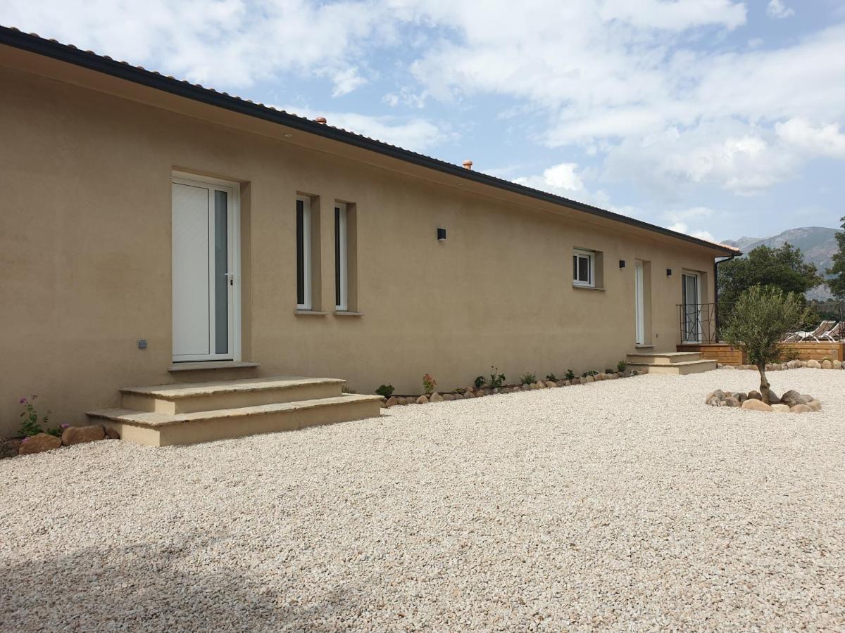 Domaine U Filanciu, Maison Ghjulia Avec Piscine - Centre Corse Hébergement de vacances Moltifao